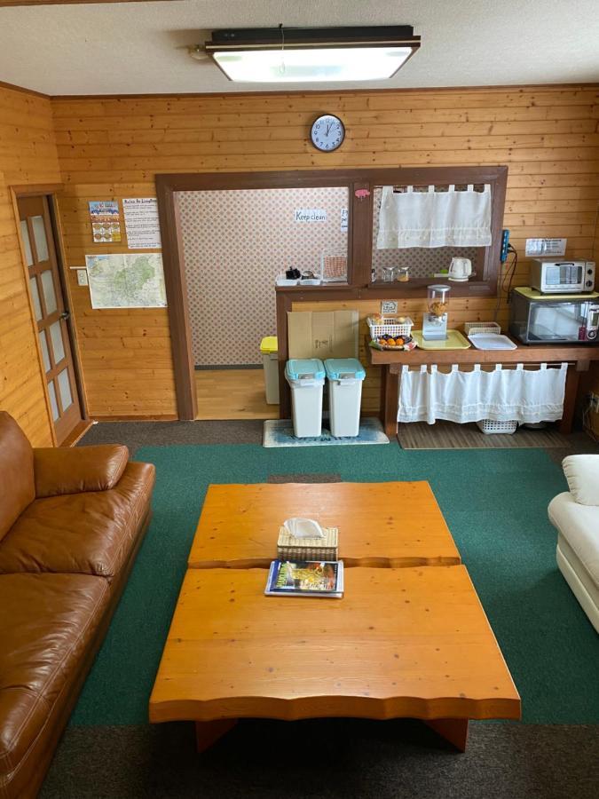 Guest House Wind Inn האקובה מראה חיצוני תמונה